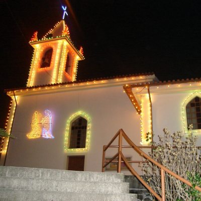 iglesia decoracion navidena exterior
